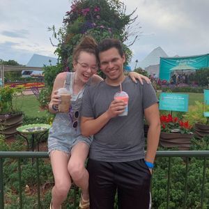 Meet your Posher, Kadence